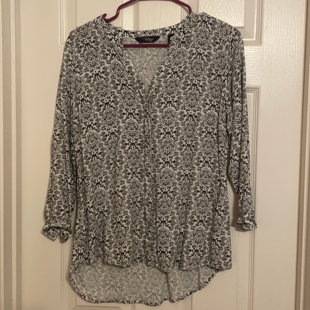 Indigo 3/4 sleeve button up printed blouse